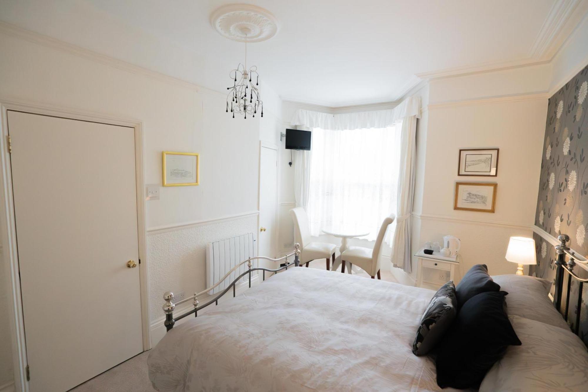 דובר Maison Dieu Guest House מראה חיצוני תמונה