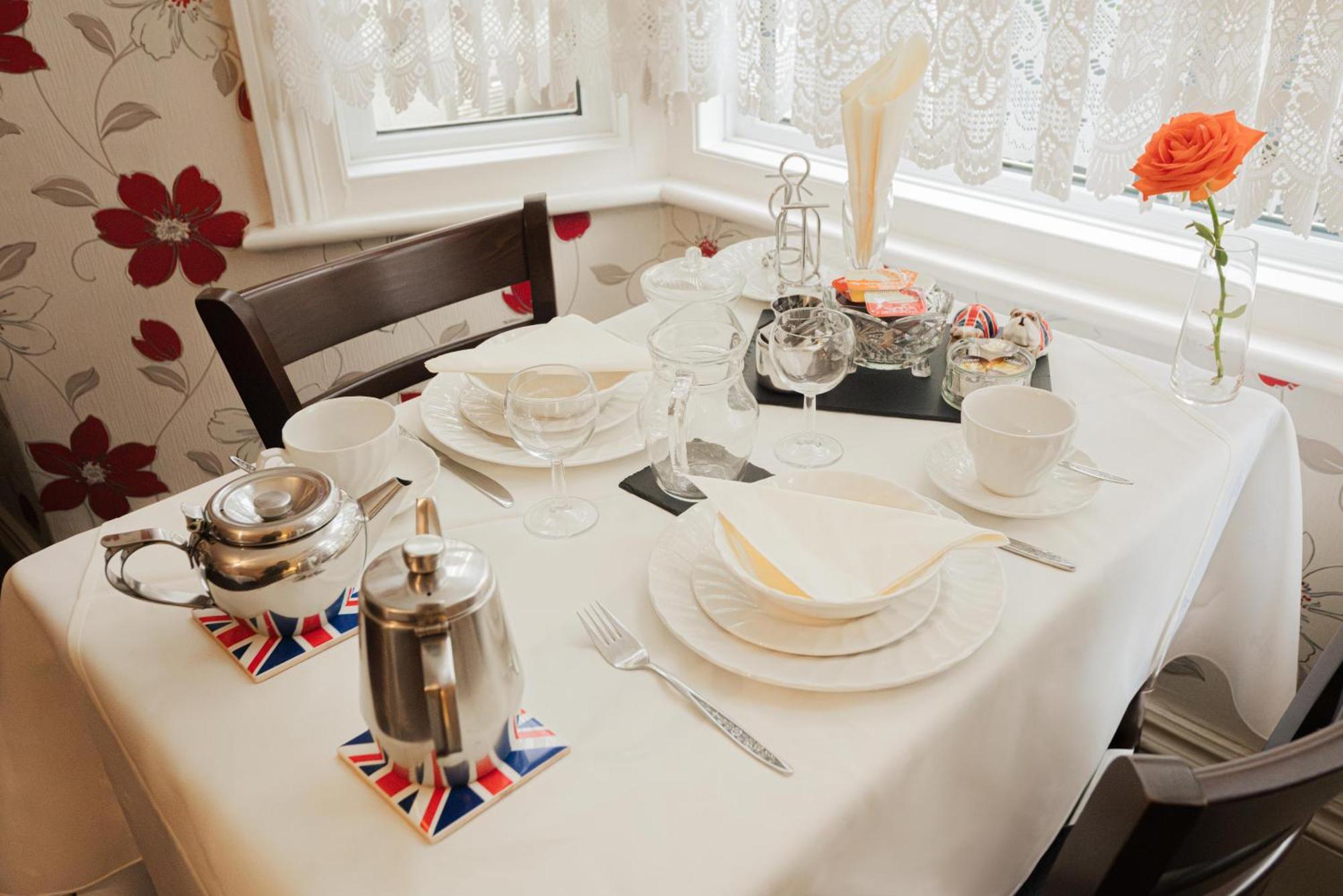 דובר Maison Dieu Guest House מראה חיצוני תמונה